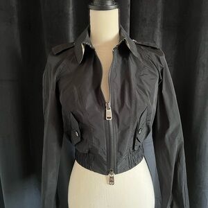 Burberry Cropped Utility Jacket - Black